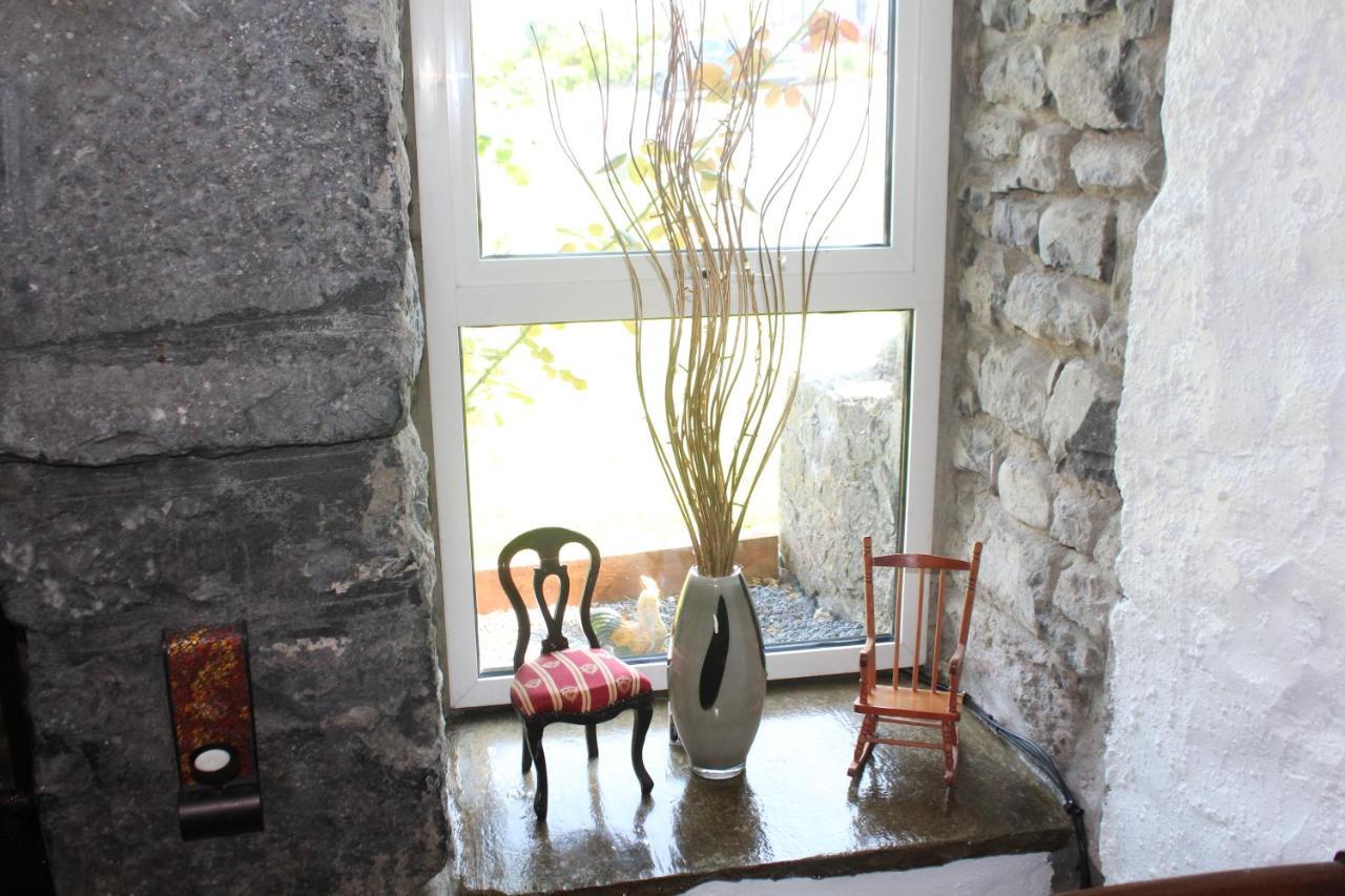 1844 Seascape Cottage Is Located On The Wild Atlantic Way Fanore Экстерьер фото