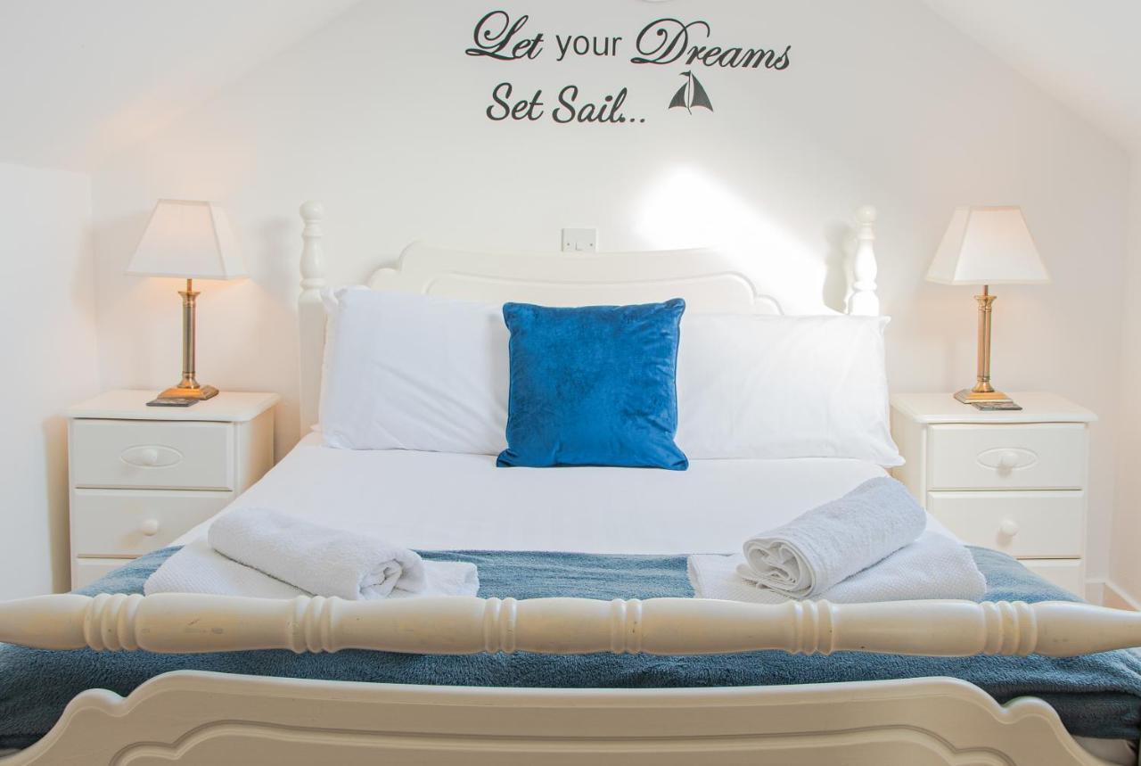 1844 Seascape Cottage Is Located On The Wild Atlantic Way Fanore Экстерьер фото